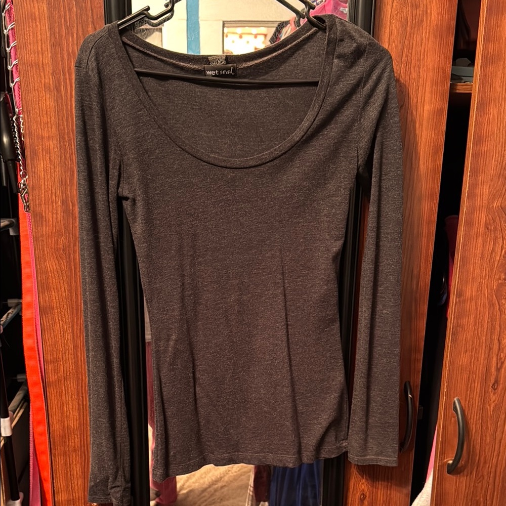 Women's Charcoal Long Sleeve Top